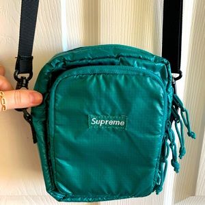 crossbody supreme